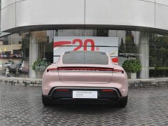 Porsche Taycan - фото 15