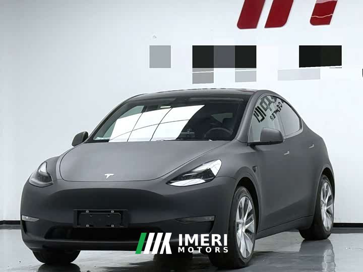 Tesla Model Y Standard Range Edition - автомобиль из Китая