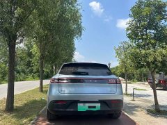 AITO M5 EV Edition - фото 8