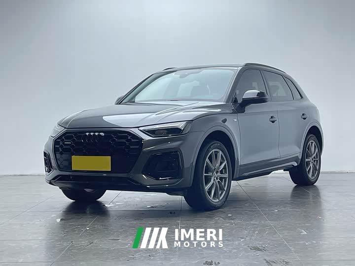 Audi Q5L 40T Fashion Version - автомобиль из Китая