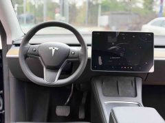 Tesla Model Y Edition - фото 7
