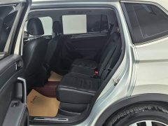 Volkswagen Tiguan L 330TSI Automatic FWD R-Line Premium Edition - фото 11