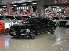 Volkswagen 330TSI DSG Luxury Version - фото 1