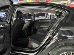 Volkswagen 330TSI DSG Luxury Version - фото 7