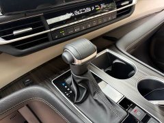 Toyota SIENNA 2.5LPHEV Edition - фото 12