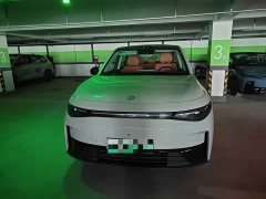 Leapmotor C10 605 Edition - фото 2