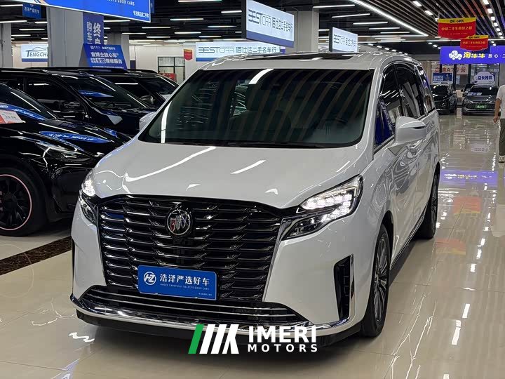 Buick GL8 ES Luxury Version - автомобиль из Китая