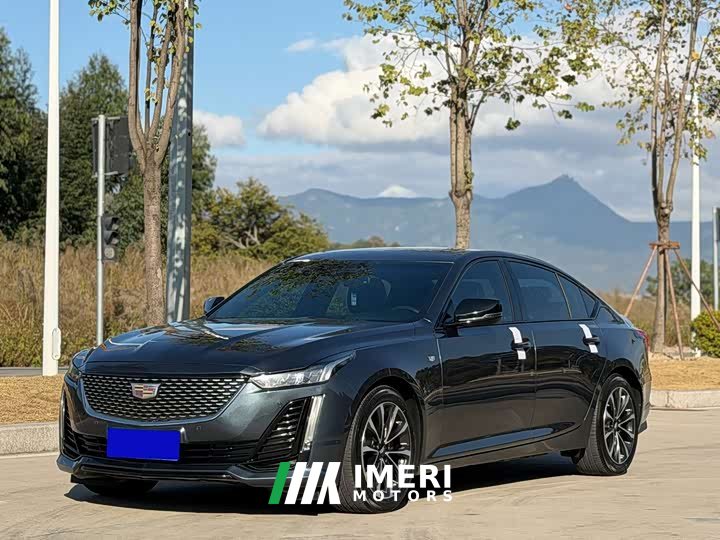 Cadillac CT5 28T Premium Version - автомобиль из Китая