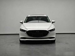Audi Mazda3 Angkesela 2023 2.0L Automatic Premium Edition - фото 6