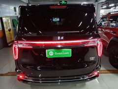 Hongqi HQ9 PHEV 2.0T AWDBusiness Edition - фото 6