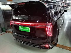 Hongqi HQ9 PHEV 2.0T AWDBusiness Edition - фото 7