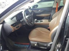 Hongqi E-QM5 Edition 4 - фото 15