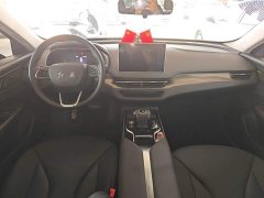 Hongqi E-QM5 Edition - фото 10