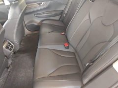 Hongqi E-QM5 Edition - фото 17