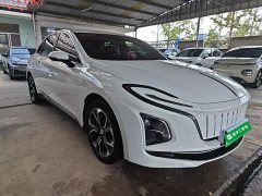 Hongqi E-QM5 Edition - фото 4