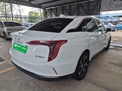 Hongqi E-QM5 Edition - фото 7