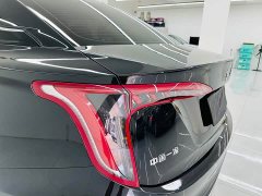 Hongqi E-QM5 Edition - фото 20