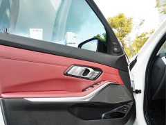 BMW 3 325Li M - фото 11
