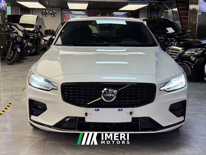 Volvo S60 B4 Edition