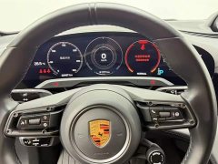 Porsche Taycan - фото 10