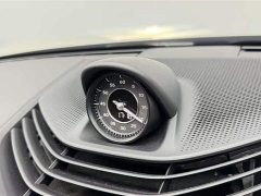 Porsche Taycan - фото 15