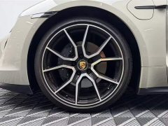 Porsche Taycan - фото 7