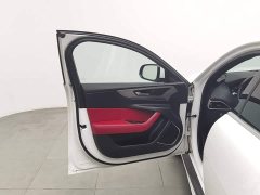 M8 XEL 2.0T 200PS R-DYNAMIC S Edition - фото 8