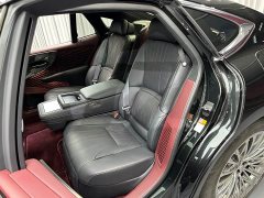 Lexus LS 500h Edition - фото 17