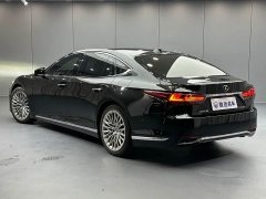 Lexus LS 500h Edition - фото 6