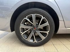 Hongqi H5 PHEV 170 Edition - фото 11