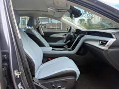 Hongqi H5 PHEV 170 Edition - фото 9