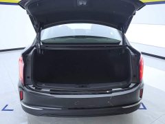 Hongqi E-QM5 Edition - фото 4