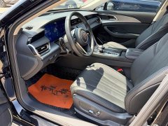 Hongqi H5 2.0T Edition - фото 5