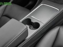 Tesla Model Y Long Range Edition 3D7 - фото 19