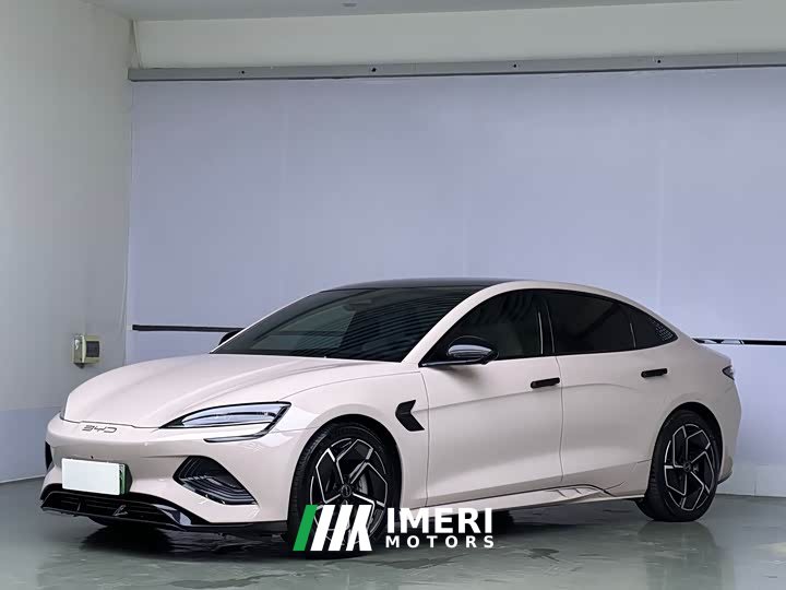 BYD 700km Long Range Edition - автомобиль из Китая