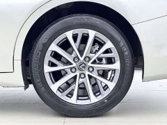 Lexus ES 260 Edition - фото 15