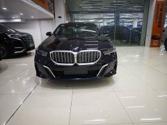 BMW 5 530Li Deluxe Version M - фото 2