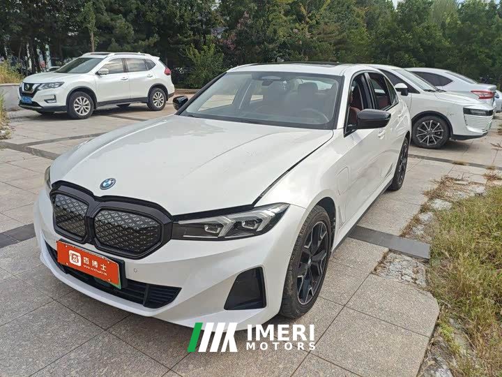 BMW i3 eDrive 40L - автомобиль из Китая