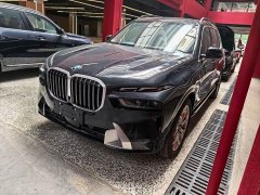 BMW X7 xDrive40i VersionLuxury - фото 1