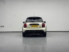 MINI JCW 2023 2.0T JOHN COOPER WORKS Pat Moss Commemorative Edition - фото 5
