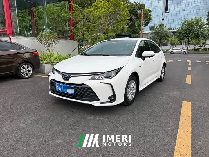 Toyota 1.8L Edition - автомобиль из Китая