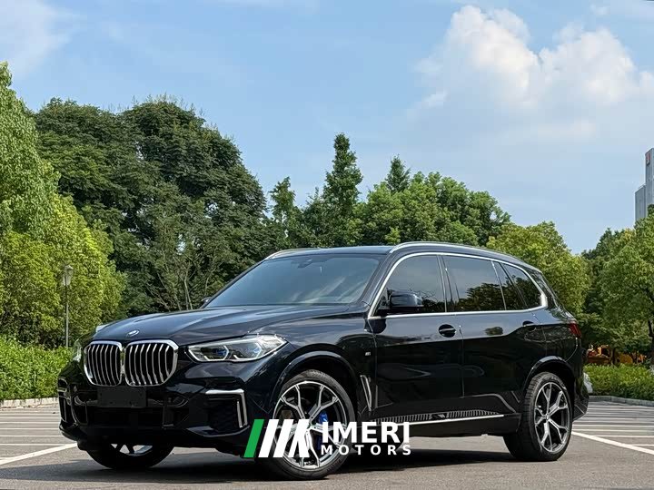 BMW X5 xDrive 40Li M - автомобиль из Китая