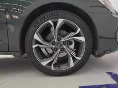 Audi A3 2025 Sportback 35TFSI Flying Spur Exclusive - фото 6
