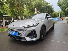Changan UNI-V 1.5T Premium Version - фото 1