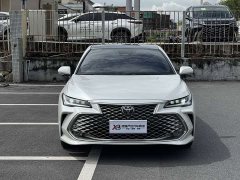 2.5L XLEPremium Edition - фото 2