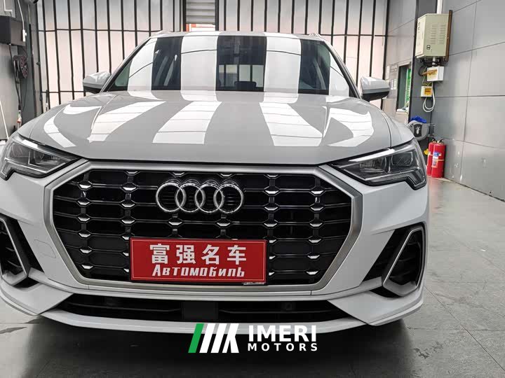 Audi Q3 2022 35 TFSI Fashionable and Dynamic - автомобиль из Китая