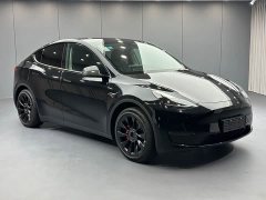 Tesla Model Y Edition - фото 3