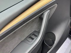 Tesla Model Y Edition - фото 7