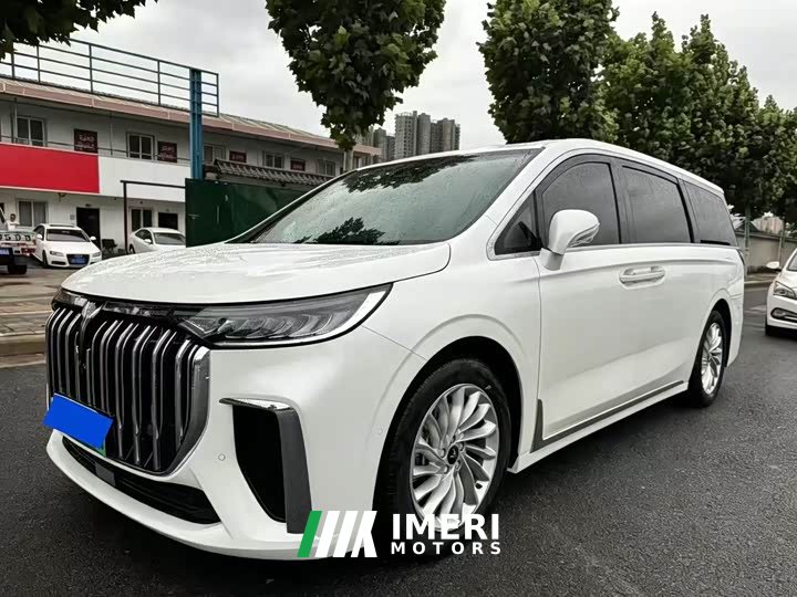 Voyah PHEV Ultra Long RangePremium Edition - автомобиль из Китая