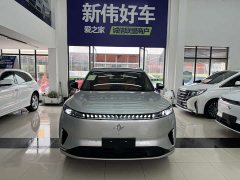 BMW eπ008 six-seater extended range Jiayue version - фото 2